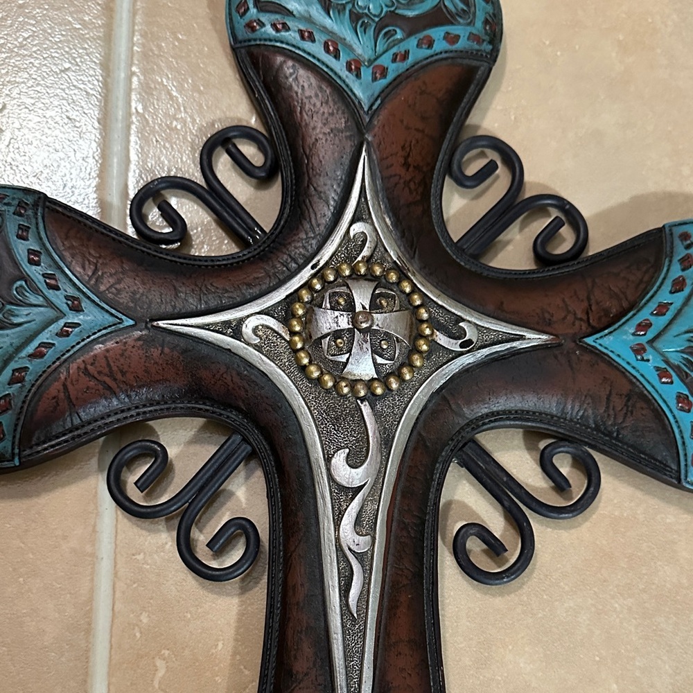 NWT Artistic Brown and Blue Wall Cross Decor - Picture 3 of 9